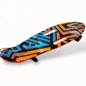 سكيت بورد للأطفال بعجلات LED وتصميم جرافيك ملون